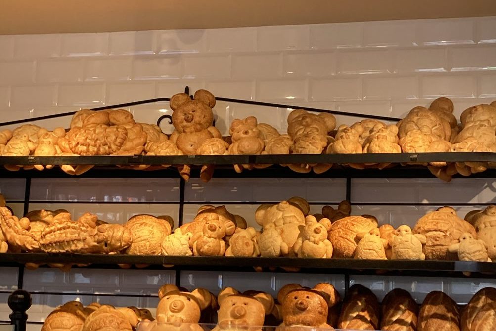 image of bear-shaped breads